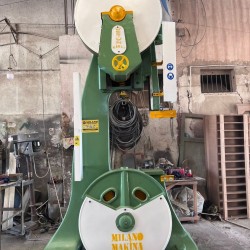 ÜSTÜNKARLI 100LÜK DİK GÖVDE YENİ MODEL ŞERİT HIZAR MAKİNESİ